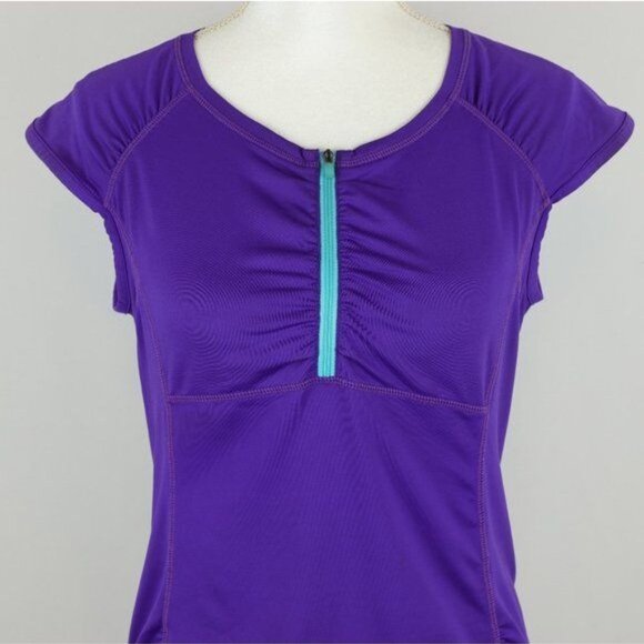 Athleta Intrepid Women's Medium Purple 1/4 Zip Sun Shield Cap Sleeve Rashguard - Picture 3 of 9